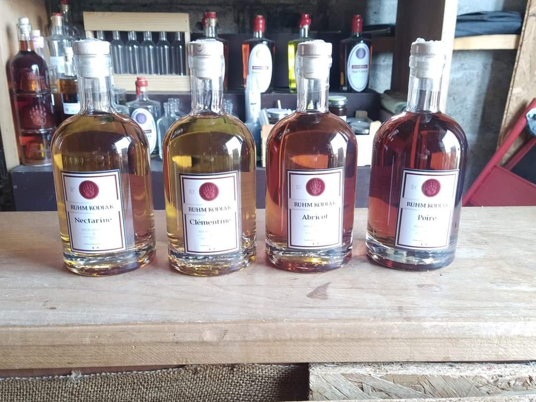 Bouteille de 50 cl de rhum arrangé
