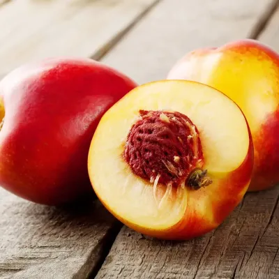 Nectarine pour rhum arrange